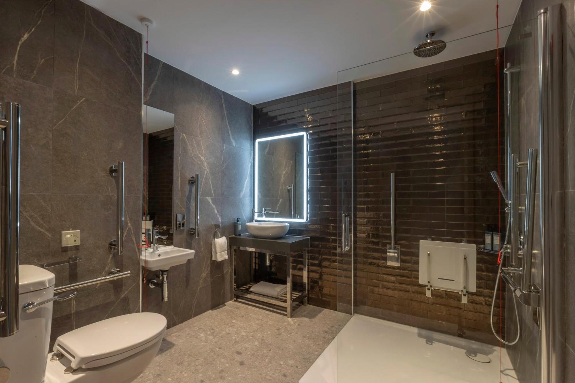 Maldron Hotel Brighton City Centre Bagian luar foto